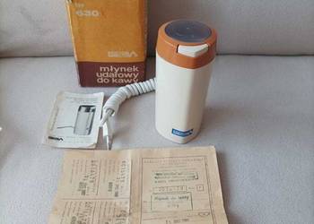 Nowy udarowy młynek do kawy Predom Niewiadów UD 40 typ 630 z czasów PRL