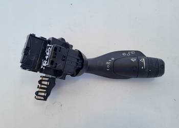 Volvo XC90 II V60 II V90 S90 MANETKA WYCIERACZEK Przełącznik 31674103