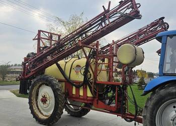 Opryskiwacz Hardi 2500l 27m