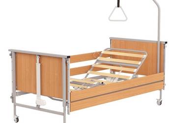 Łóżko rehabilitacyjne elektryczne, materac przeciwodleżynowy, stolik