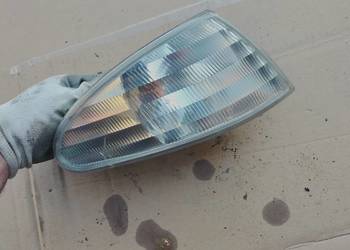 KIERUNKOWSKAZ  PRAWY FORD MONDEO MK1 MK 1