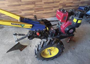 Ciągnik jednoosiowy 14KM DIESEL + glebogryzarka + pług