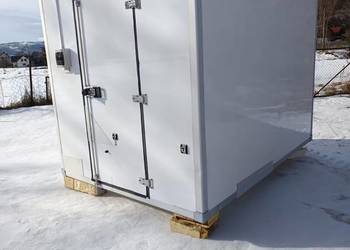 Komora mroźnicza zewnętrzna izotermiczna stacjonarna.