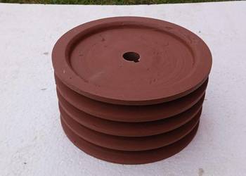 Koło pasowe szajba na 4 paski do kosiarki sadowniczej.