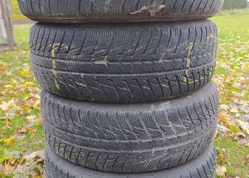 Sprzedam opony zimowe 235/65R17 Sprzedam opony zimowe 235/65R17