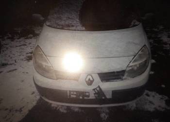 Renault megane scenic II zderzak przód OV369