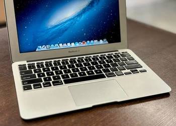 Laptop Apple Macbook Air 11 " Intel Core i5 4 GB / 128 GB srebrny