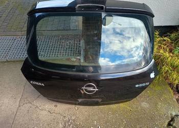 Klapa bagażnika Corsa 2009 r