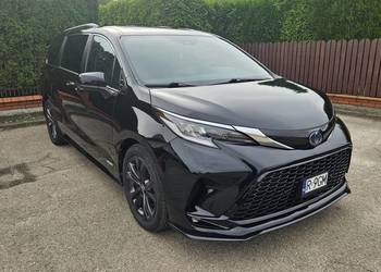 Toyota Sienna Toyota Sienna XSE BLACK 20"