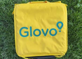 sprzedam plecak torba glovo termiczna rozszerzalna pokrowiec przeciwdeszczo