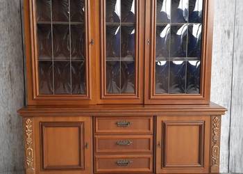 witryna na wysokich nóżkach / 421