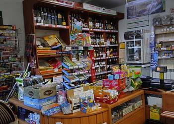 Sprzedam kompletne wyposażenie sklepu spożywczego