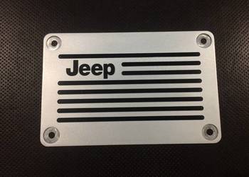 EMBLEMAT W DYWANIK JEEP