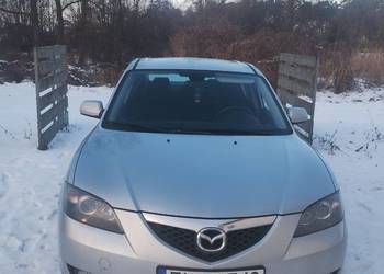 Mazda 3 sedan niski przebieg