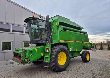 John Deere 2066