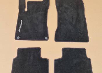 MERCEDES A-KLASA W177 DYWANIKI WELUROWE ORYGINAŁ A177680602