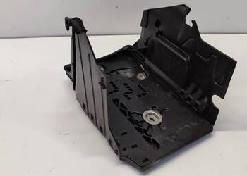 VOLVO V60 PODSTAWA AKUMULATORA 31299569