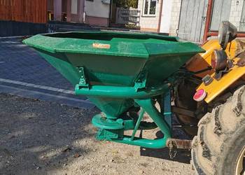 Rozsiewacz nawozów Amazon 400kg