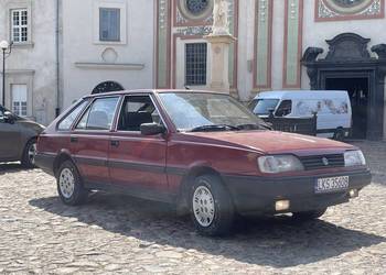 Polonez Caro 1.6