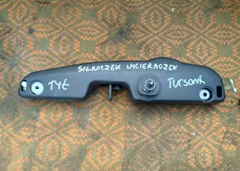 HYUNDAI TUCSON I silniczek wycieraczek tył