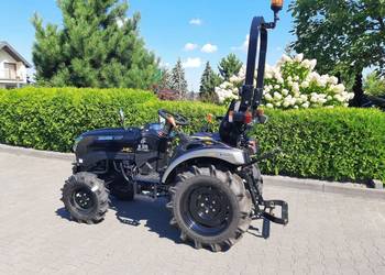 Solis 26 4WD 9+9 Black