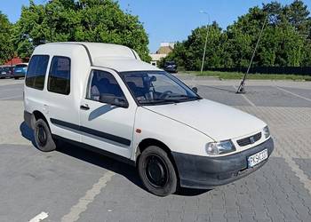 Seat Inca 5 osób do małego biznesu
