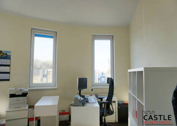 od zaraz I blisko wjazdu na S7 i trasę na Sucharskiego od zaraz I blisko wjazdu na S7 i trasę na Sucharskiego