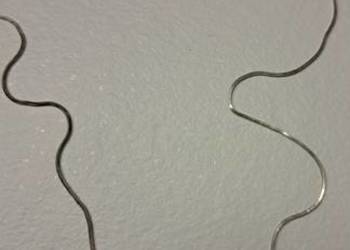 Łańcuszek ze srebra z zawieszką kulką