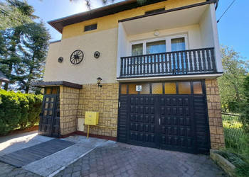 Dom położony w kameralnej i spokojnej okolicy Oświęcimia - ul. Paździory