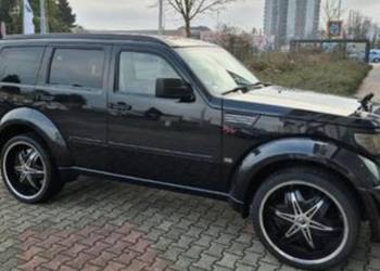 Sprzedam Dodge Nitro 2.8L typ Hummer  Automat