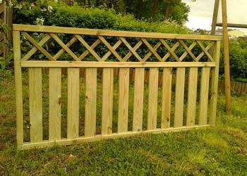Płot Sztachetowy z Kratką Pergola Mocne Ploty Drewniane