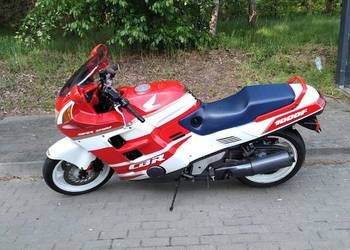 Honda cbr 1000 f