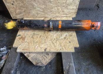 Siłownik konika / obrotnicy KOMATSU PC80 MR-3