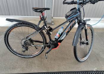 Sprzedam rower elektryczny KTM