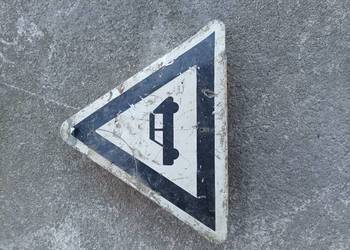 Znak drogowy antyki kolekcje.