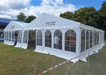 Namioty bankietowe na przyjęcia;