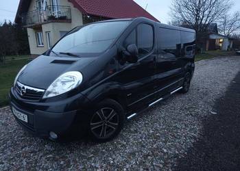 Vivaro Long 2.5CDTI brygadówka 6-osobowy