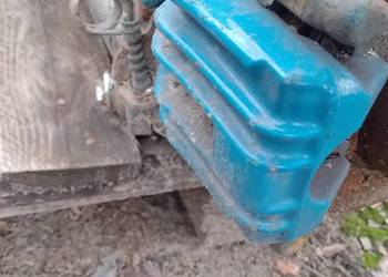Zaciski tylne z jarzmami audi a4 b6 Avant ośka