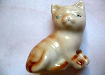 Kot - uroczy mały kotek - porcelana - Figurka - 3,5 x 3,5 x 2 cm