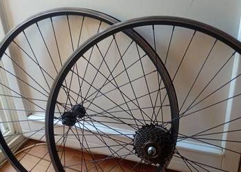Sprzedam koła do roweru 28 cale wzmacniane oraz wielotryb 7