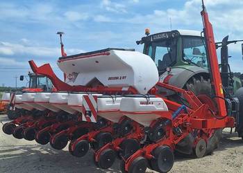 Siewnik do kukurydzy KUHN Maxima 2 RT