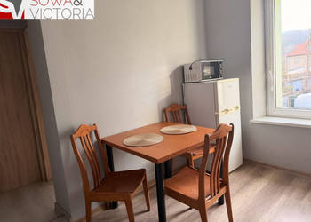 TANIE NOCLEGI ( z dużym parkingiem)