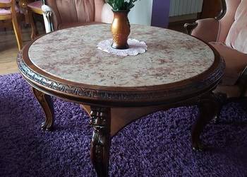 Sprzedam ławe w stylu ludwikowskim.