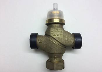 Zawór Dwudrogowy SAUTER VUN015F310 PN16 DN15