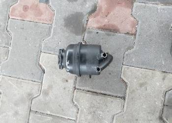 Zbiorniczek płynu wspomagania Saab 93 98-02 Zbiorniczek płynu wspomagania Saab 93 98-02