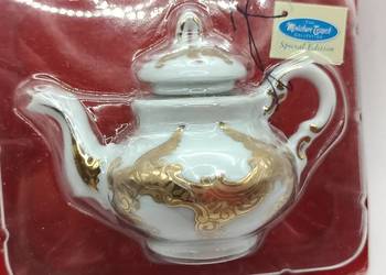 Imbryk kolekcja miniaturka Porcelana Art biel i złocenia Imbryk kolekcja miniaturka Porcelana Art biel i złocenia