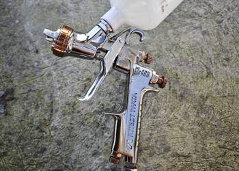 Pistolet iwata BellAria super stan
