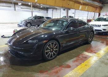 2023 PORSCHE TAYCAN