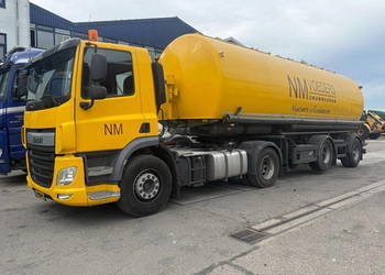 Ciagnik Daf CF 400  z Welgro kompresorem Naczepa do paszy