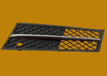 KRATKA ZDERZAKA LEWY PRZÓD 7200699 Bmw Seria 5 VI (2010-  ) F07/10/11